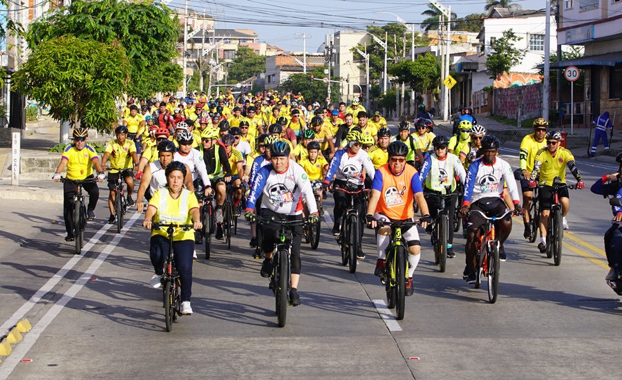 Por circuito en bicicletas, cierres de vías este domingo 22 de diciembre de 2024