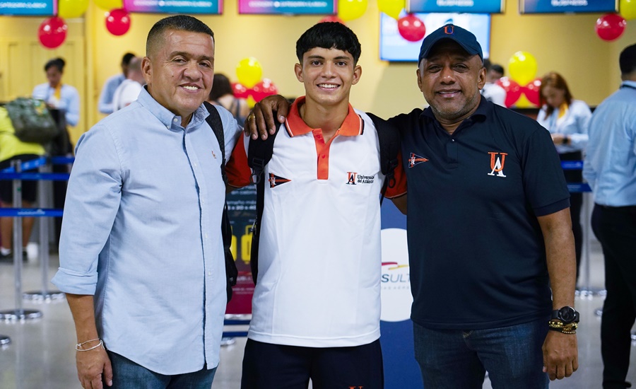 Jugador de fútbol uniatlántico, a un paso de integrar equipo profesional en España