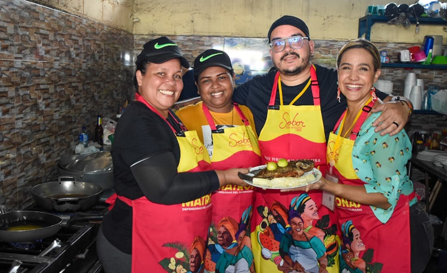 Los fogones de la plaza del Pescado se encendieron con Sabor Barranquilla