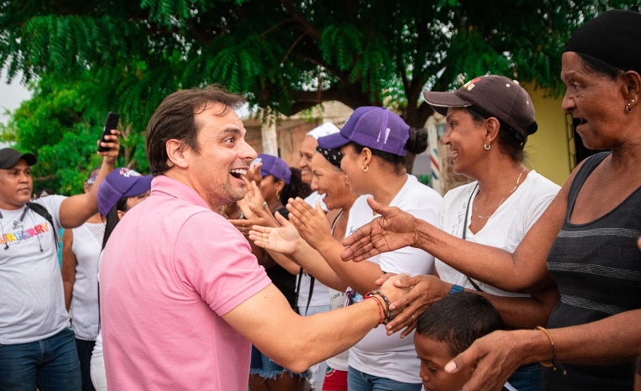 Alfredo Varela pasa al frente en encuestas a la Gobernación»