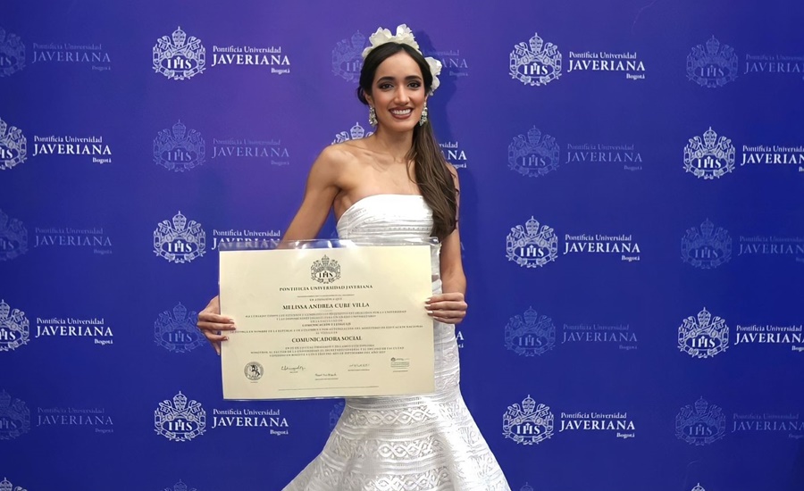 Melisa Cure soberana del Carnaval de 2024 celebra por partida doble, su designación como Reina y grado de comunicadora social