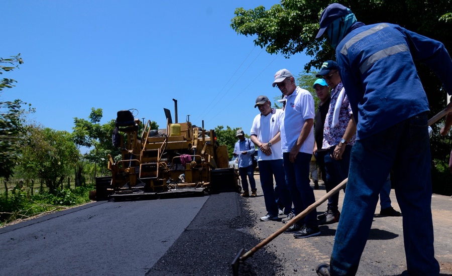 Eduardo Verano construirá 167 km de vías con alto componente social y productivo