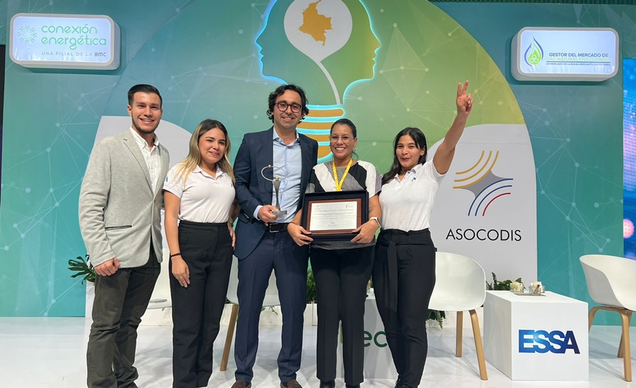 Asocodis entregó premio nacional a Air-e por investigación y desarrollo del sector eléctrico