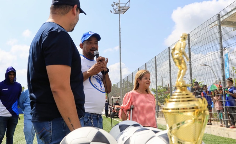 «En la nueva cancha El Progreso de Santa Lucía, la gente seguirá disfrutando el deporte en sana convivencia»: Elsa Noguera