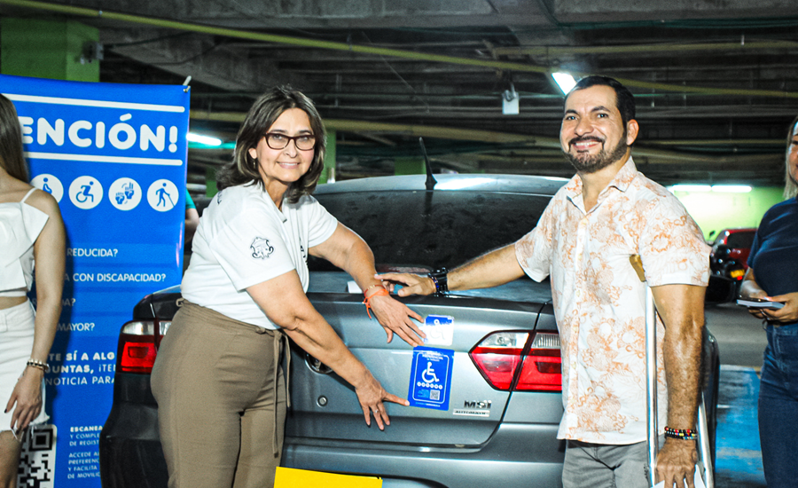 Alcaldía de Barranquilla implementa distintivo para uso de zonas especiales de parqueo