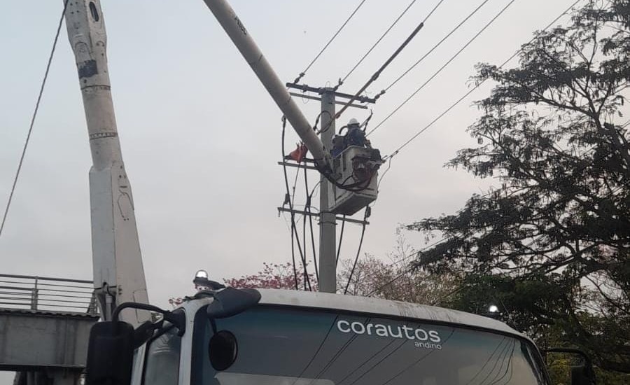 Adecuaciones eléctricas en los circuitos Rayón Río, Santa Ana y Campeche