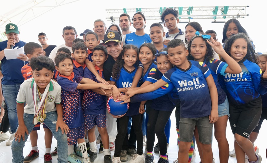 Impulso para el deporte: alcalde Char da inicio a obra de polideportivo La Magdalena