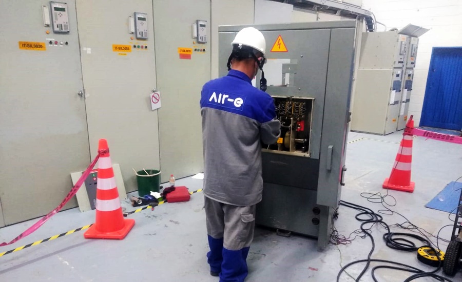 Air-e realiza lavado de equipos de potencia en la subestación Silencio