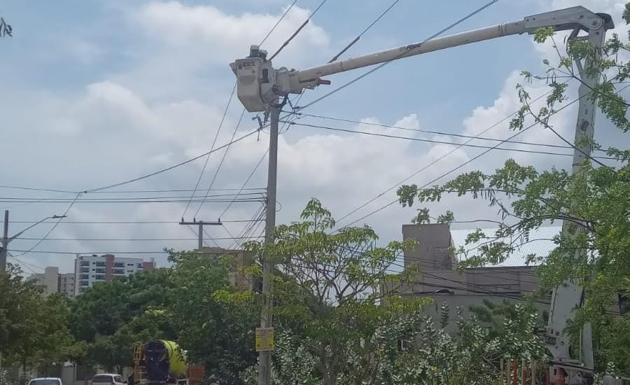 Mejoras en redes eléctricas de sectores en El Tabor y La Campiña