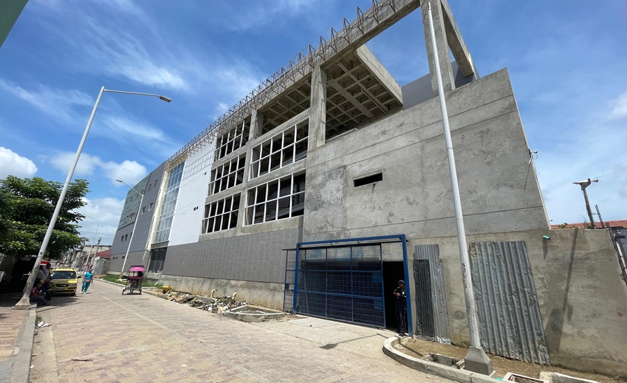 Con 13 frentes activos, Distrito agiliza obras de transformación del Hospital Barranquilla