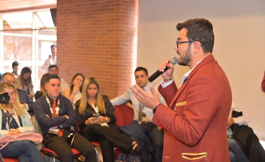 Supersalud anuncia línea de atención exclusiva para atender denuncias por parte de trabajadores de la salud