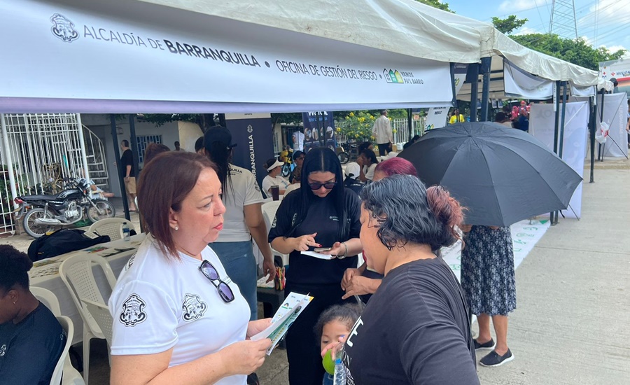 Distrito de Barranquilla socializa Plan Familiar de Emergencias en prevención por incremento de lluvias y posibles vendavales