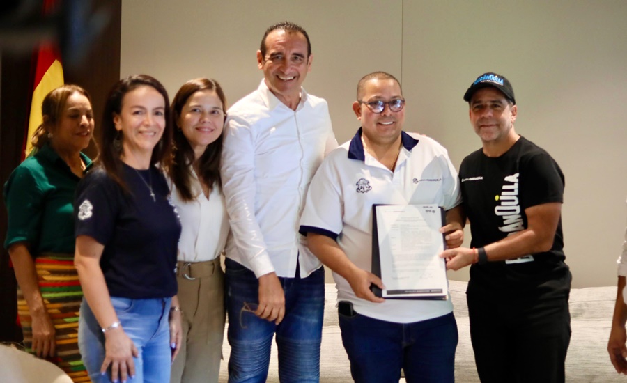Alcalde Char firma acta de inicio de traslado del Telecóndor y restauración del mural ‘Tierra, Mar y Aire’ de Alejandro Obregón  