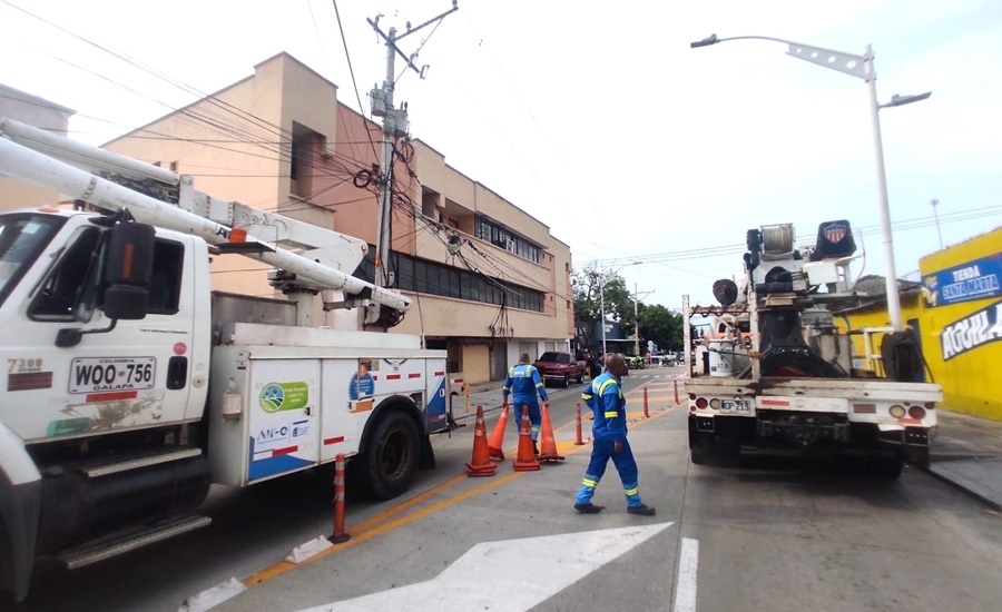 Mejoras eléctricas en sectores del barrio Lucero en Barranquilla