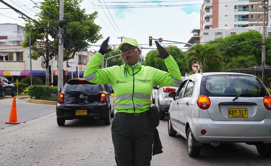 La carrera 42H retorna a doble sentido por levantamiento de laboratorio vial