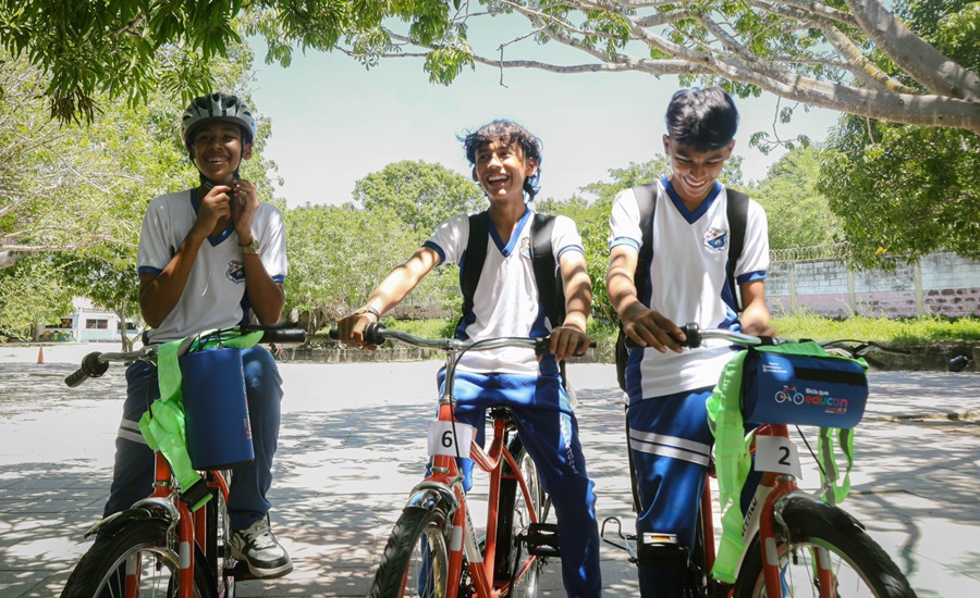 Bicicletas contra la deserción escolar llegan a Galapa gracias ScotiaGBS y World Bicycle Relief y Triple A