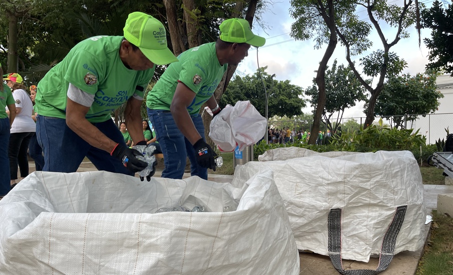 Barranquilla reafirma su compromiso medioambiental en el Carnaval 2025