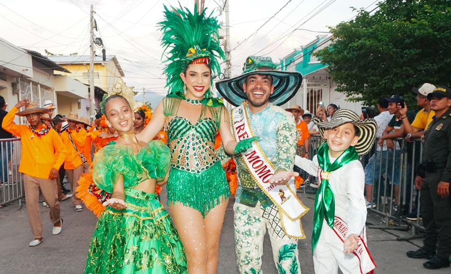Reyes del Carnaval de la 44 rindieron tributo al Caimán Cienaguero