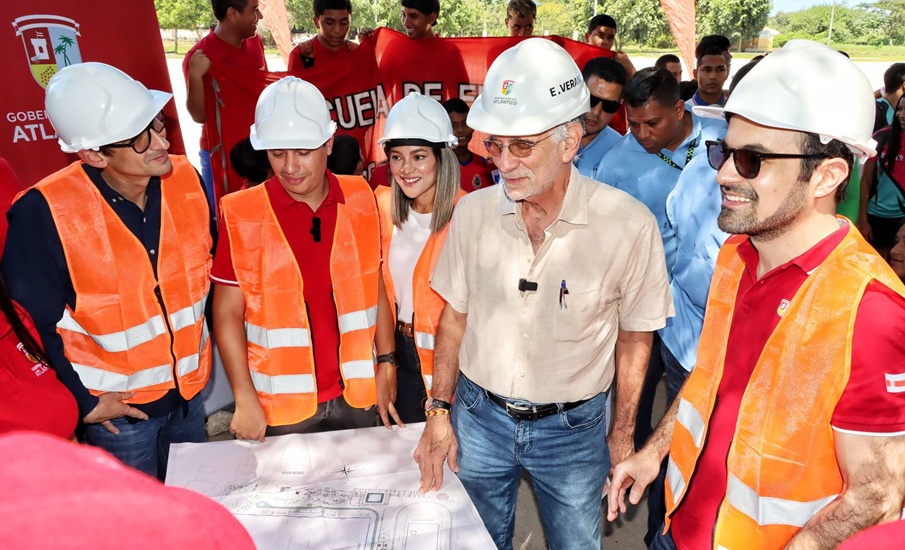 Eduardo Verano se anota otro hit en materia deportiva: pone la primera piedra del Polideportivo de Polonuevo