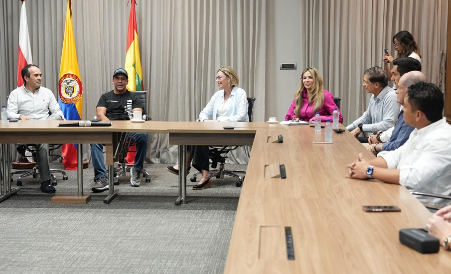 “Con planos definitivos, está todo listo para arrancar las obras del teatro Amira de la Rosa”: alcalde Alejandro Char