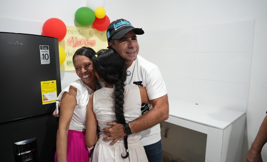“Con los mejoramientos de vivienda se entrega un techo digno y seguro para las familias”: alcalde Char