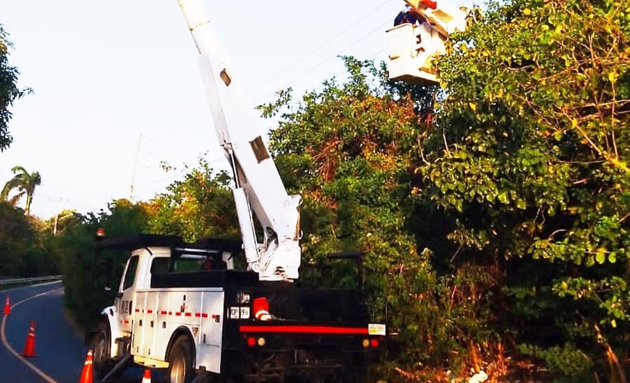 Trabajos eléctricos en el barrio San Felipe