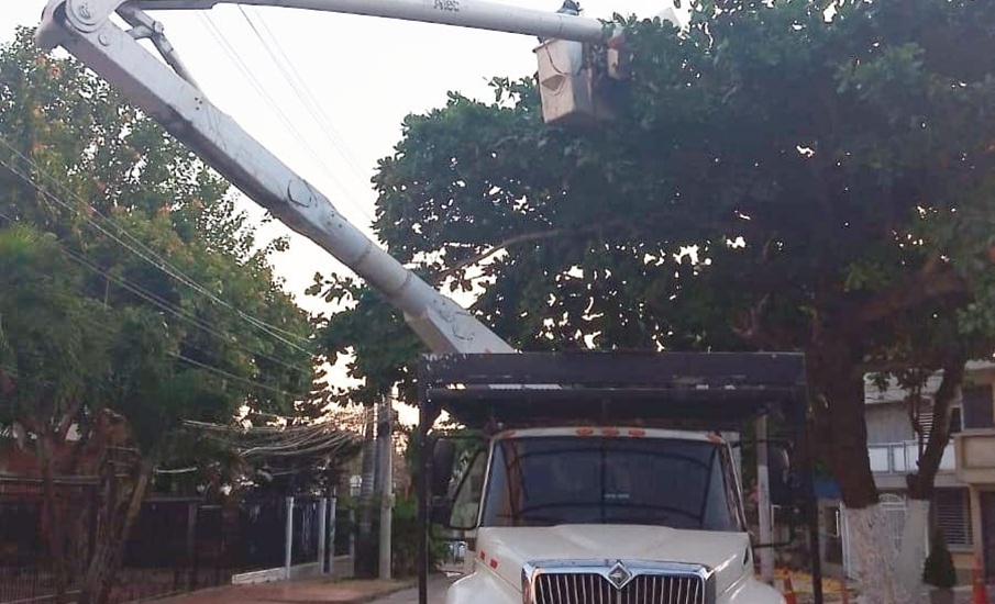 Adecuación de redes eléctricas en el barrio Las Estrellas en Barranquilla