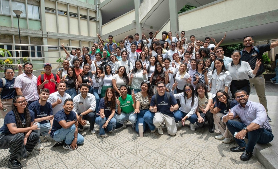 Lanzan escuela de liderazgo para jóvenes que buscan impactar desde sus comunidades