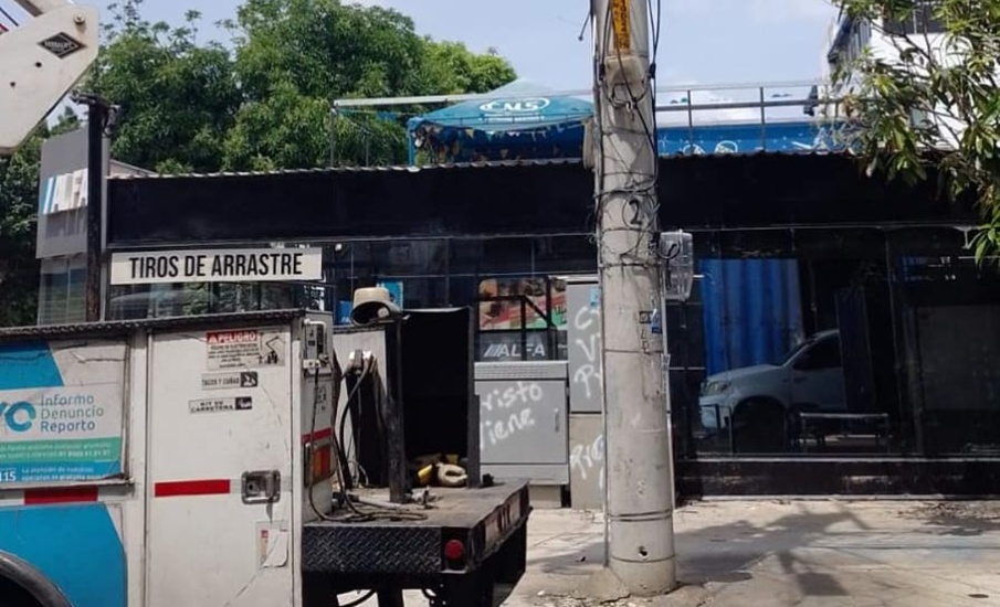 Cambio de postes en sector del barrio La Concepción en el norte de Barranquilla