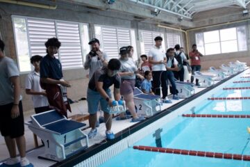 Los prototipos de robots submarinos puestos a prueba durante la jornada de competencia en la piscina del Centro Deportivo Roble Amarillo.