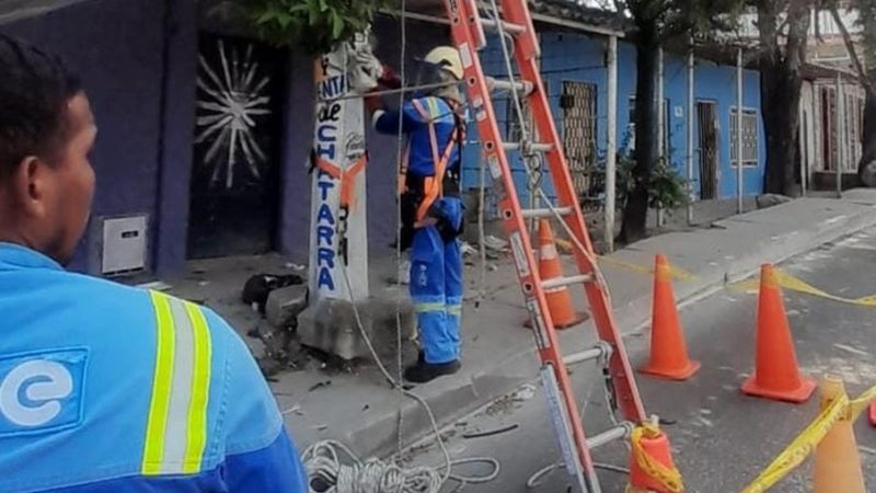 Adecuaciones eléctricas en el circuito El Parque en Soledad