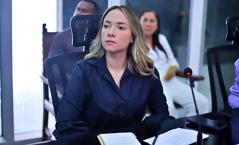 Sobre crisis de la UNA el tiempo me dio la razón… y el gobernador Verano también: Isabella Pulgar Mota