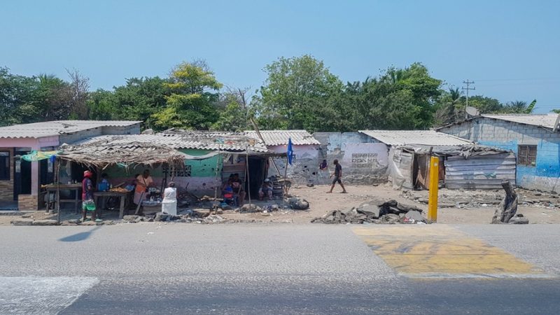 Brechas educativas en Cartagena aumentan por diferencias entre colegios y acceso a tecnología