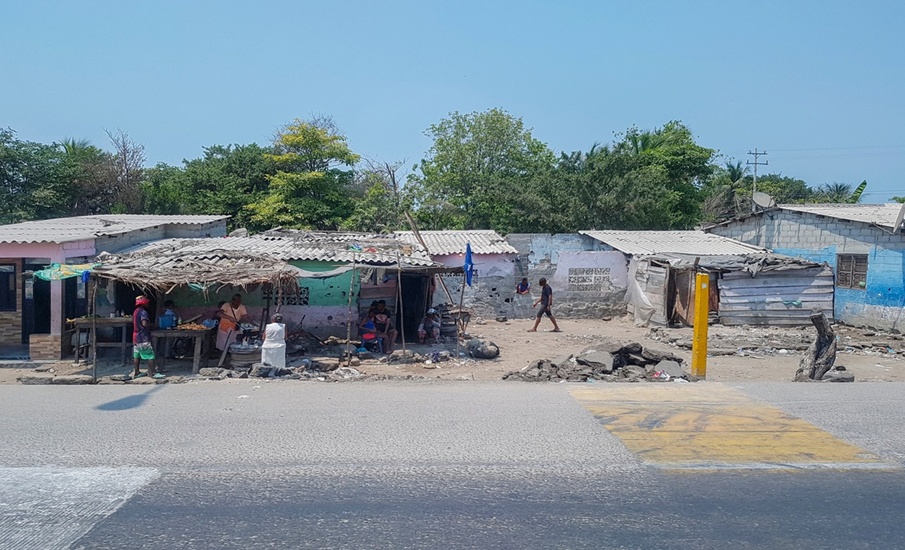 Brechas educativas en Cartagena aumentan por diferencias entre colegios y acceso a tecnología