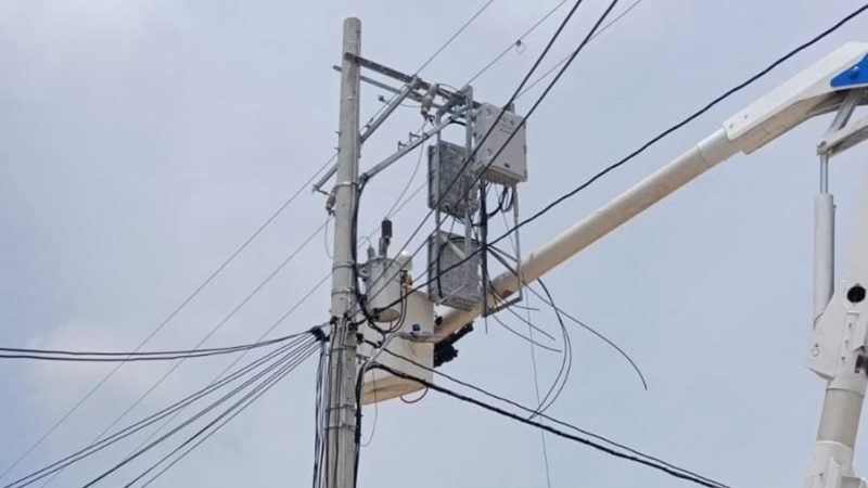 Trabajos eléctricos en sectores del norte de Barranquilla