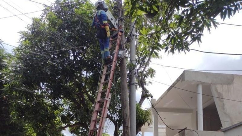 Trabajos eléctricos en sectores de La Pradera y Las Moras
