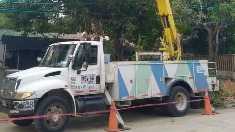 Instalan postes en un sector del barrio San Vicente en el norte de Barranquilla