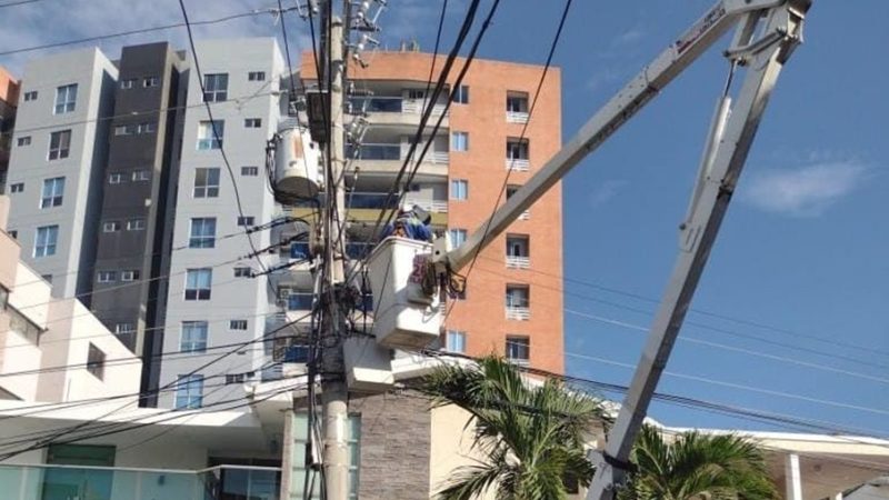 Trabajos eléctricos en un sector de la Ciudadela 20 de Julio