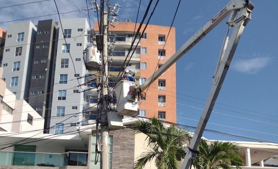 Trabajos eléctricos en un sector de la Ciudadela 20 de Julio