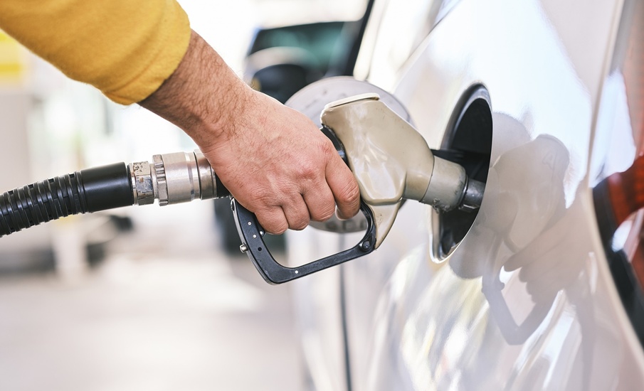 ¿Una baja presión en las llantas hace que se gaste más gasolina?