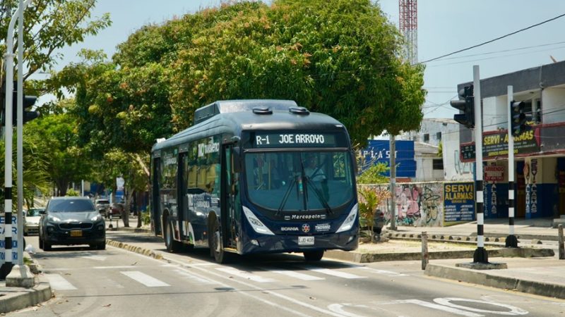 Transmetro reitera el llamado a respetar el carril Solo Bus