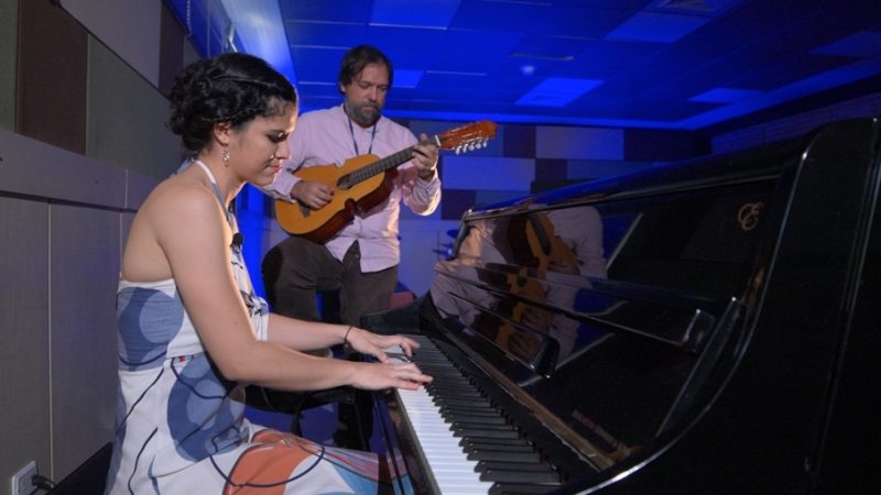 Egresada Anabella Cabrera lleva su obra musical al Concierto EuroCaribe