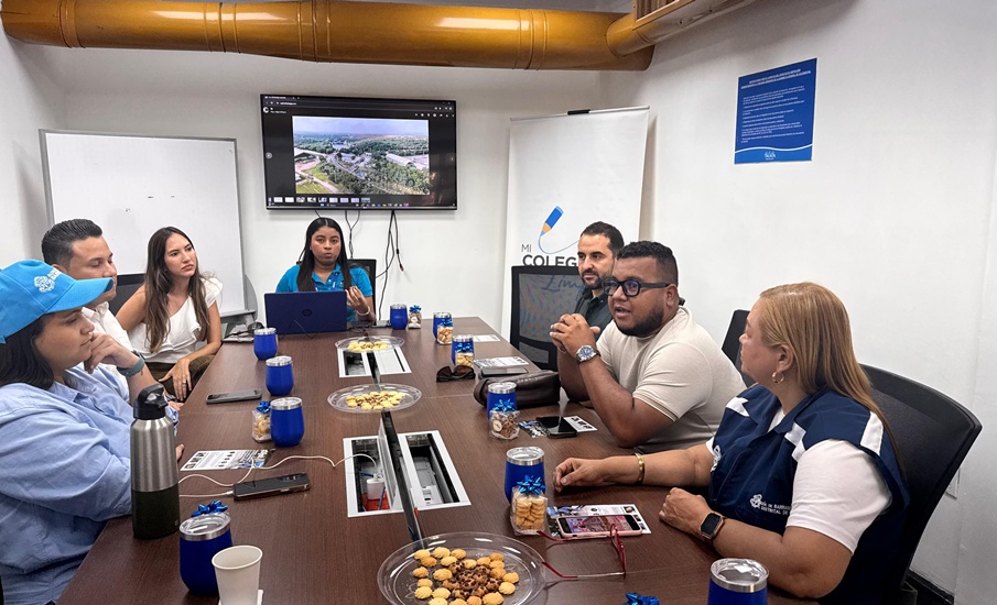 Estudiantes de Barranquilla y municipios brillan en reto de Triple A en TikTok por la correcta disposición de residuos cortopunzantes