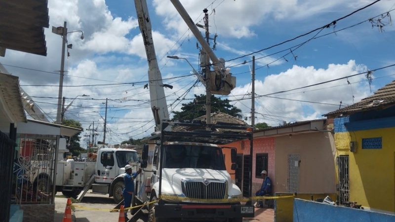 Rebolo marca el rumbo de la transformación energética en Barranquilla