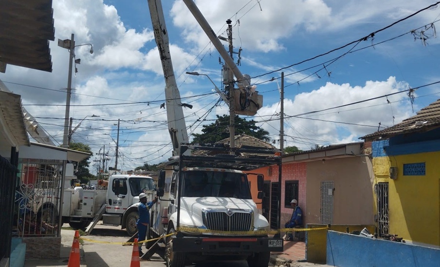 Rebolo marca el rumbo de la transformación energética en Barranquilla