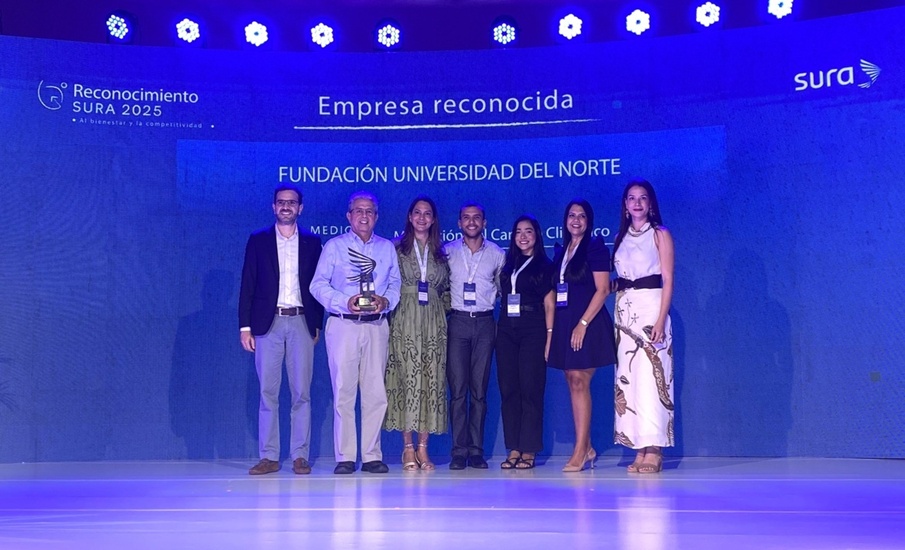 Uninorte recibe Reconocimiento SURA por su liderazgo en sostenibilidad y cultura ambiental