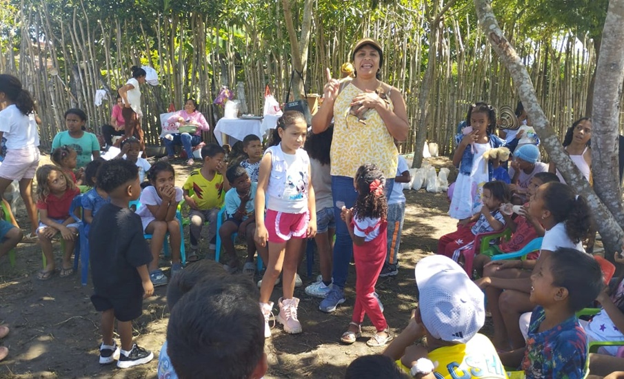 El Paraíso de las Mascotas celebró Halloween con los niños de Santa Lucía