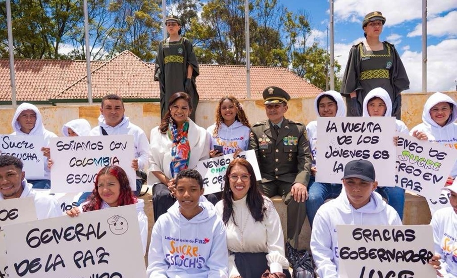 Jóvenes de Sucre inspiran al país con Sucre Escucha