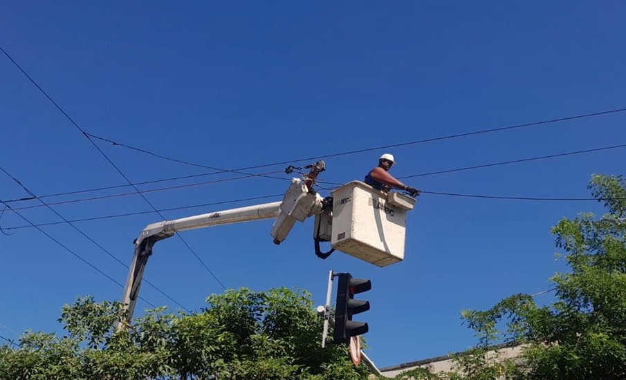 Trabajos de Air-e Intervenida para la mejora del servicio de energía