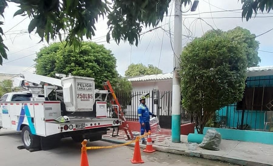 Adecuación de redes eléctricas en un sector del barrio Carrizal en Barranquilla